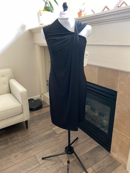 Musette Dresses & Skirts - NWT Musette Asymmetric Sleeveless LBD Twist-Detail Dress